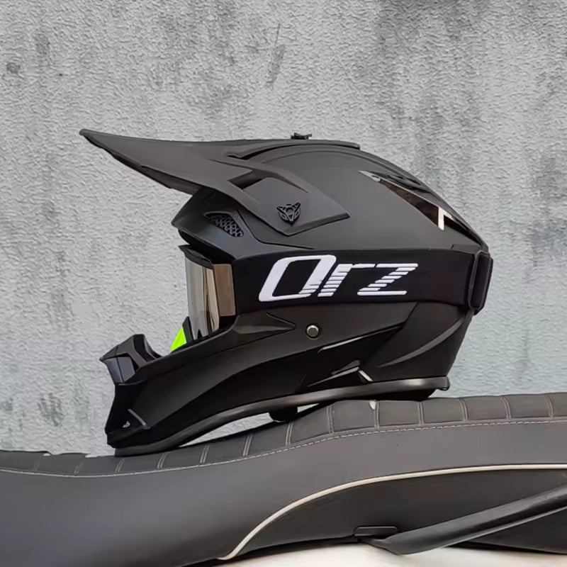 Casco Motocross ORZ Off-Road y Enduro + Regalo